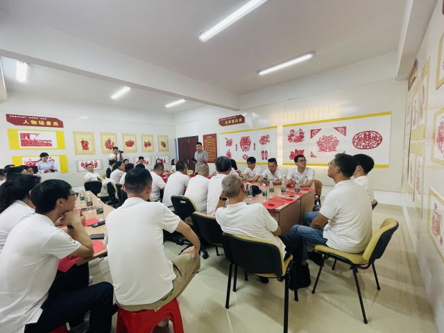 非遗剪纸教学