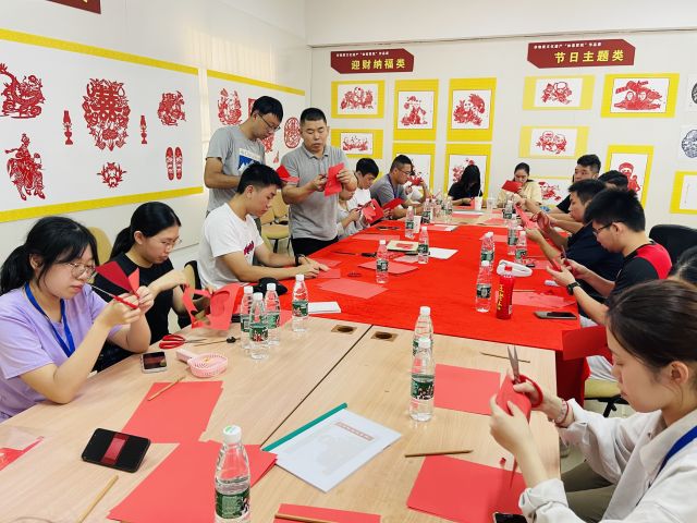 非遗剪纸教学