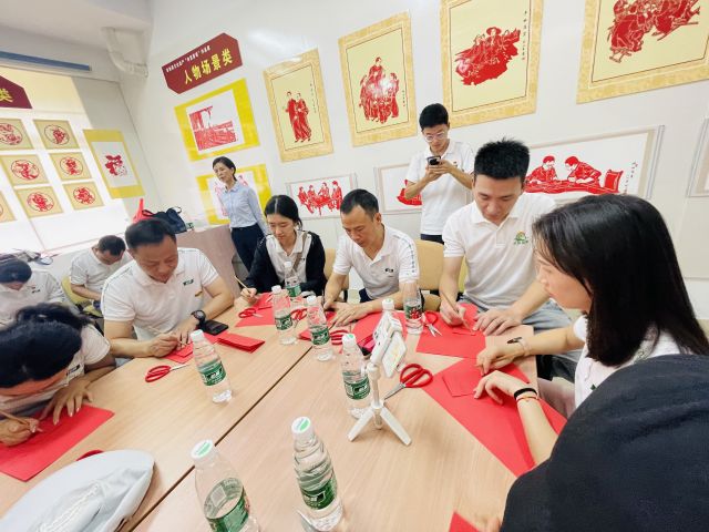 非遗剪纸教学